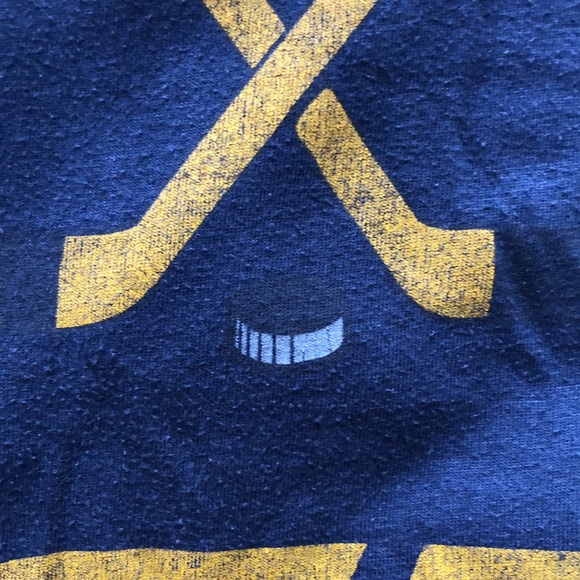 Old Navy Collectibles tee - Picture 6 of 6